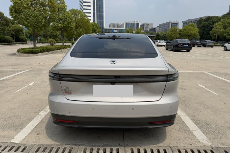 Used Nio ET7 2023 75 kWh Exterior 6
