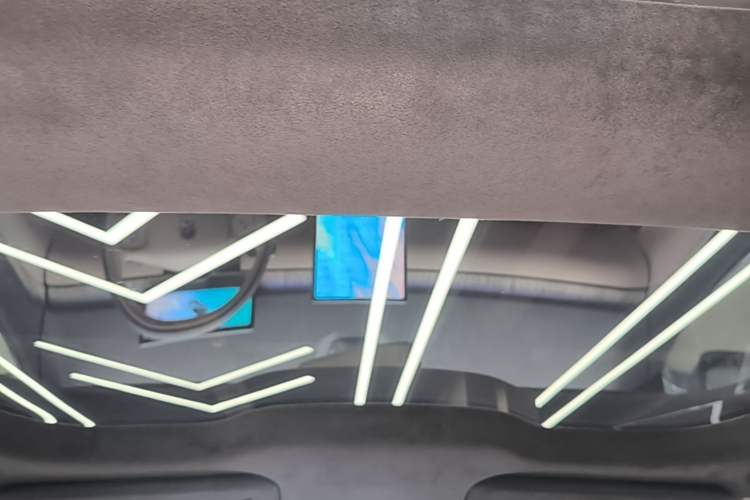 Used Nio ET7 2023 75 kWh Headliner