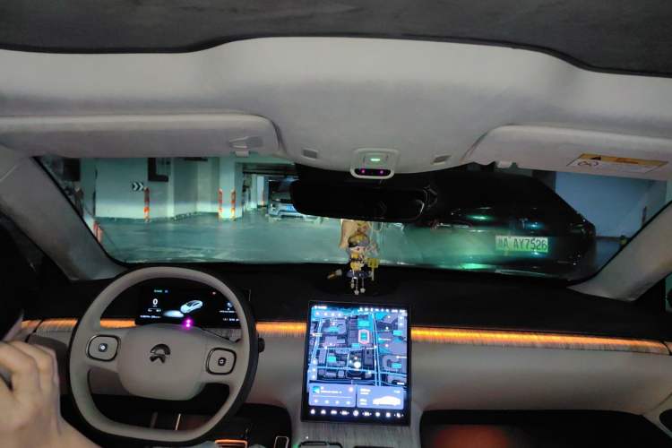 Used Nio ET7 2023 75 kWh Headliner