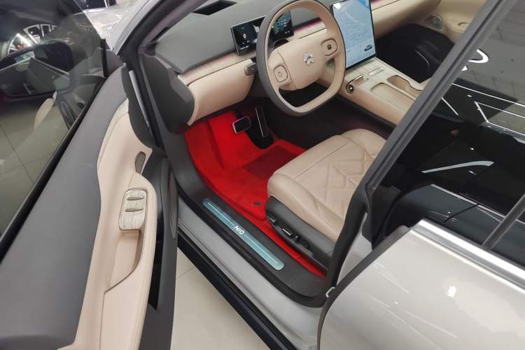Used Nio ET7 2023 100kWh Signature Edition Interior 3