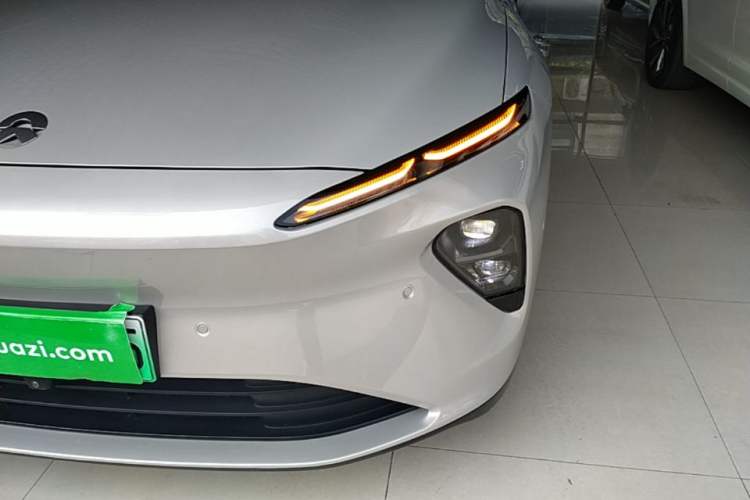 Used Nio ET7 2023 75 kWh Left Front Headlight