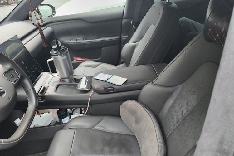 Used Nio ET7 2023 75 kWh Left Front Seat