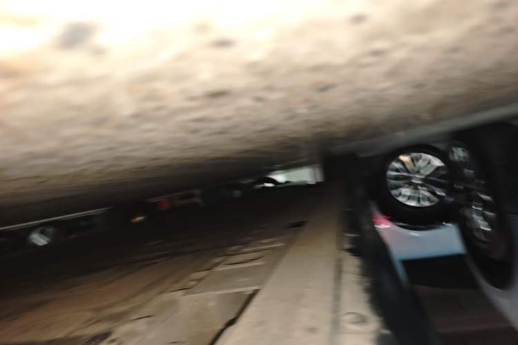 Used Nio ET7 2023 75 kWh Right Side Sill
