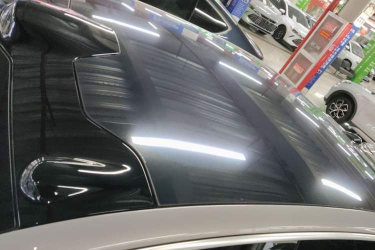 Used Nio ET7 2023 75 kWh Roof