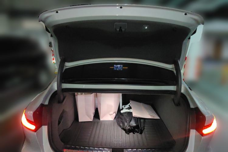 Used Nio ET7 2023 75 kWh Trunk