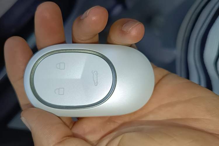 Used Nio ET7 2023 75 kWh Vehicle Key