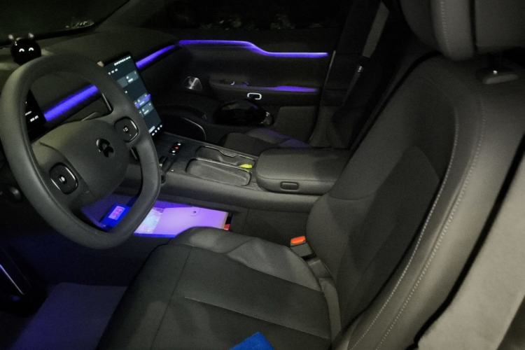 Used Nio ET7 2023 75 kWh Driver Seat