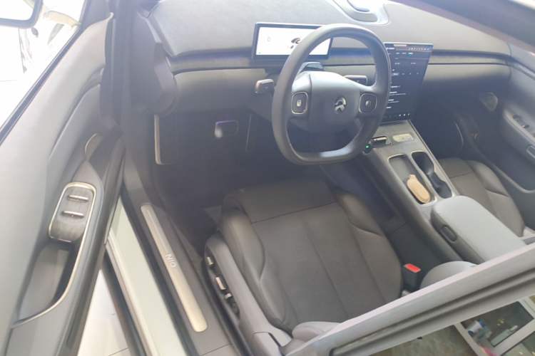 Used Nio ET7 2023 75 kWh Driver Seat