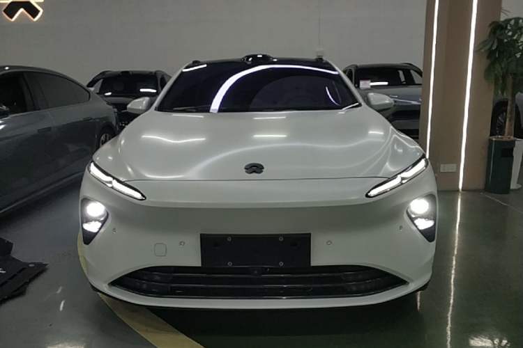 Used Nio ET7 2023 75 kWh Front