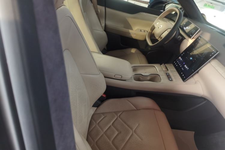 Used Nio ET7 2023 100kWh Right Front Seat