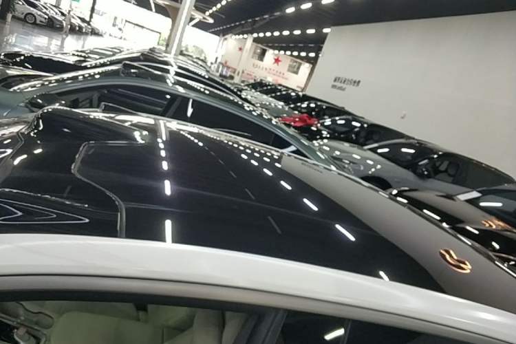 Used Nio ET7 2023 75 kWh Roof