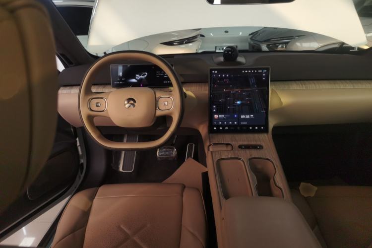 Used Nio ET7 2023 100kWh Steering Wheel