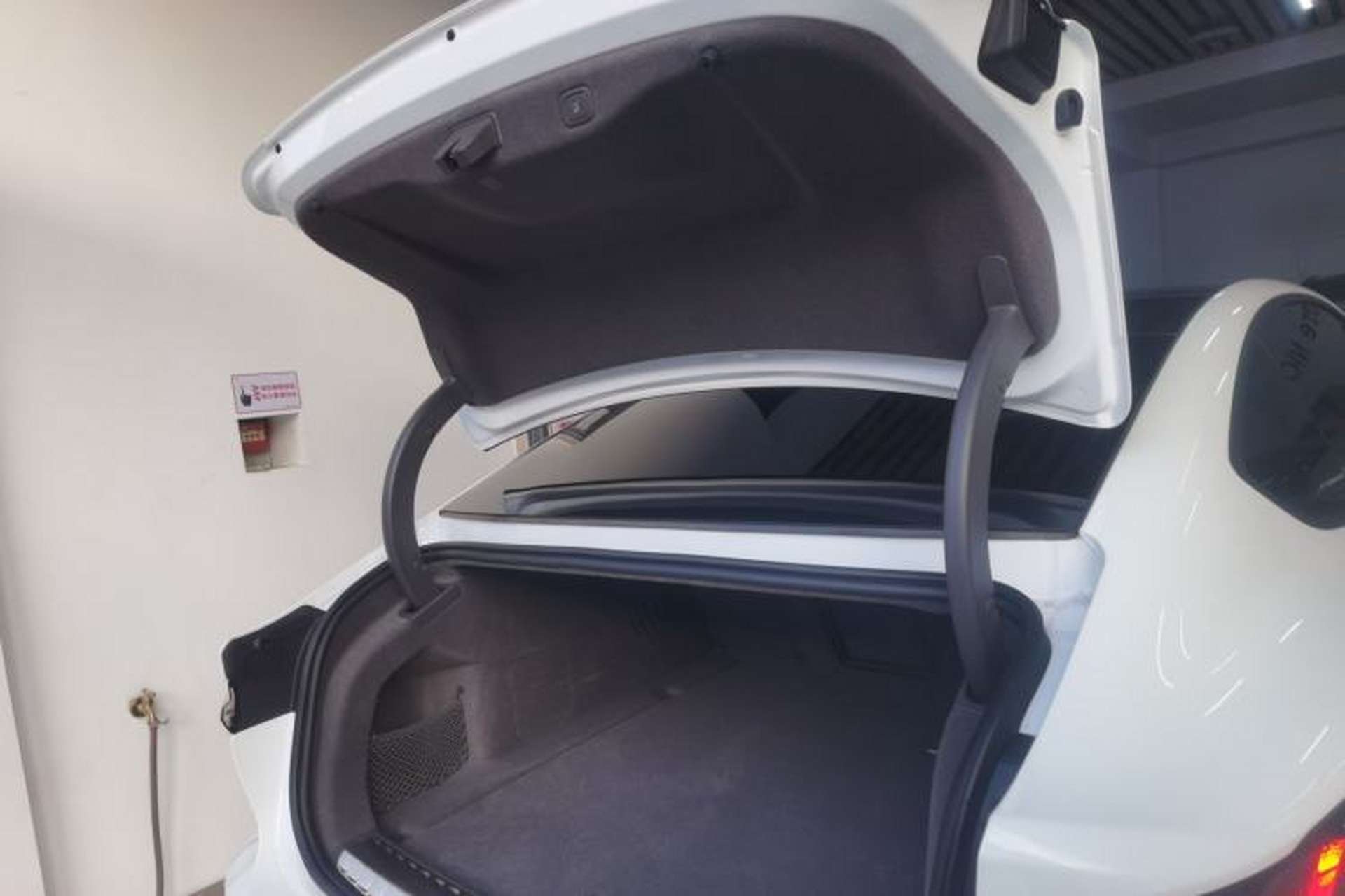 Used Nio ET7 2023 100kWh Trunk