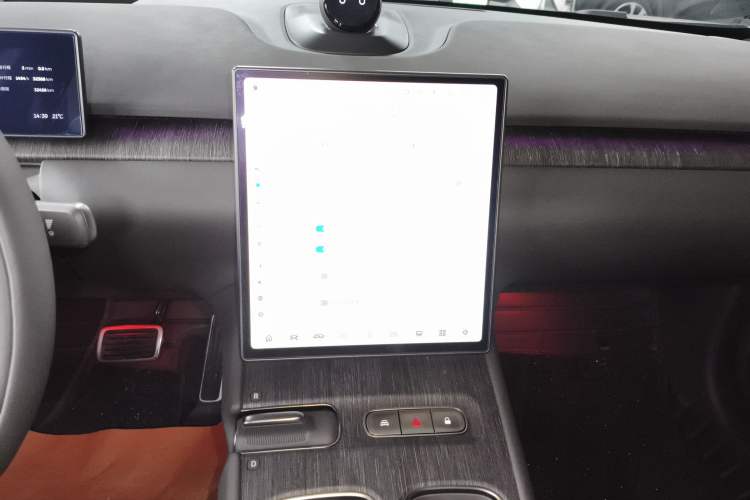 Used Nio ET7 2023 75 kWh Audio And AC Panel