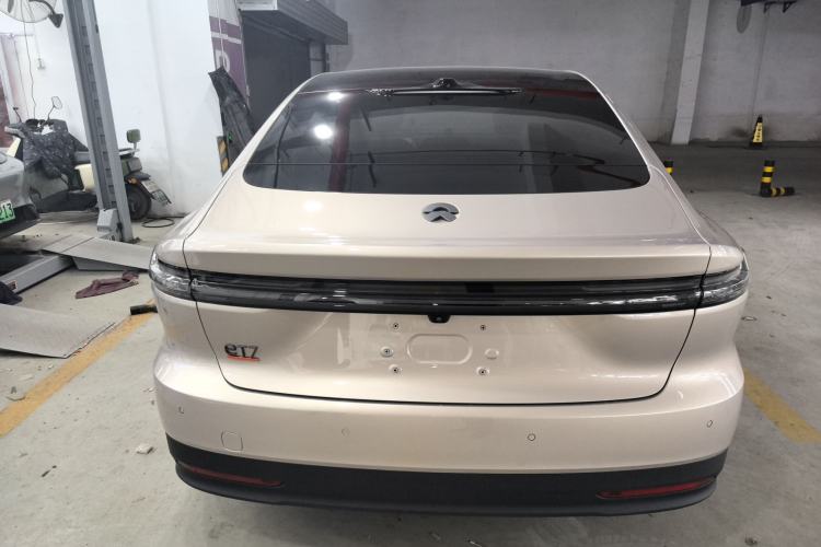 Used Nio ET7 2023 75 kWh Exterior 4