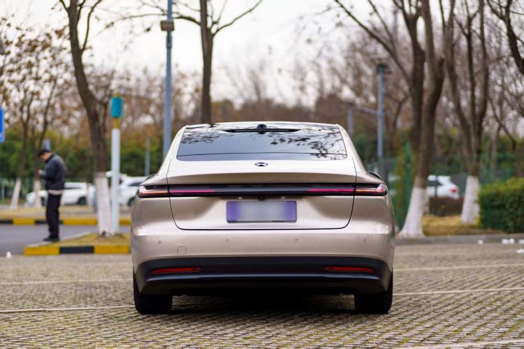 Used Nio ET7 2023 100kWh Signature Edition Exterior 5