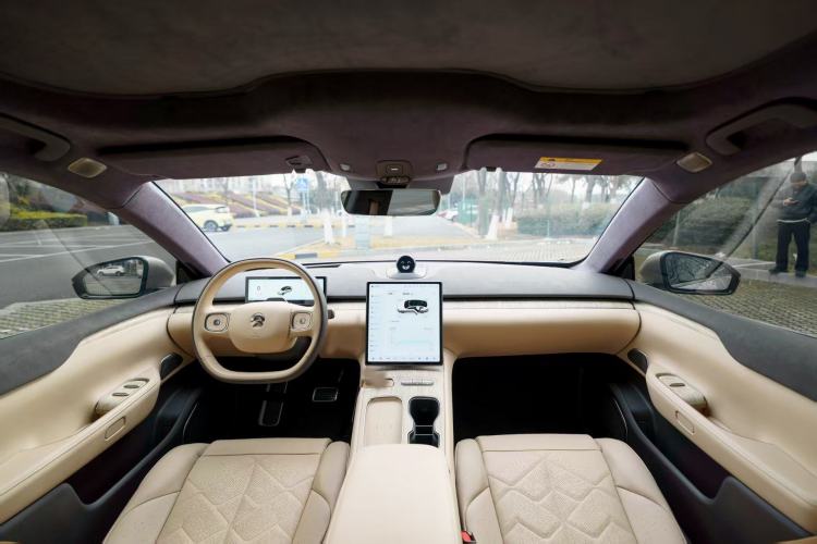 Used Nio ET7 2023 100kWh Signature Edition Interior 6
