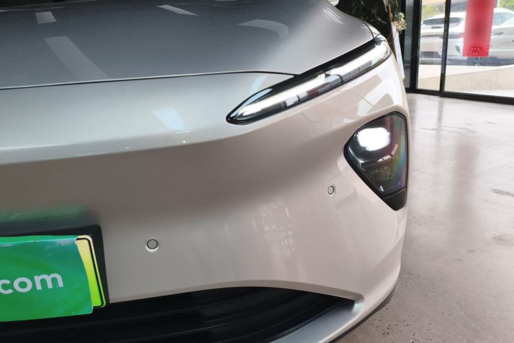 Used Nio ET7 2023 75 kWh Left Front Headlight