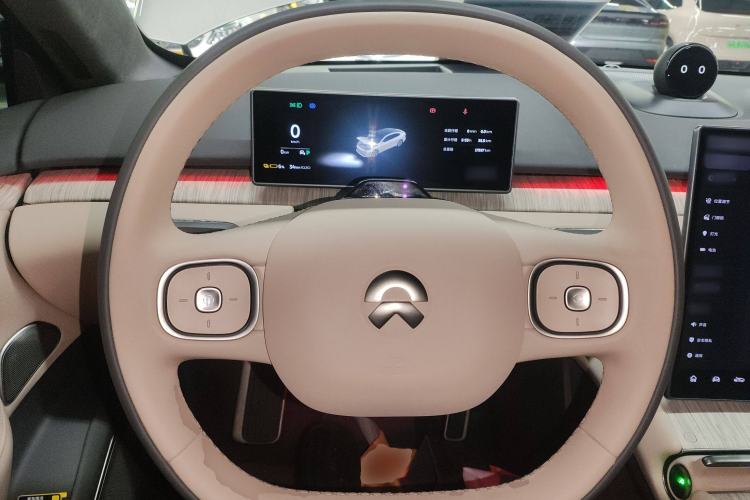 Used Nio ET7 2023 75 kWh Steering Wheel