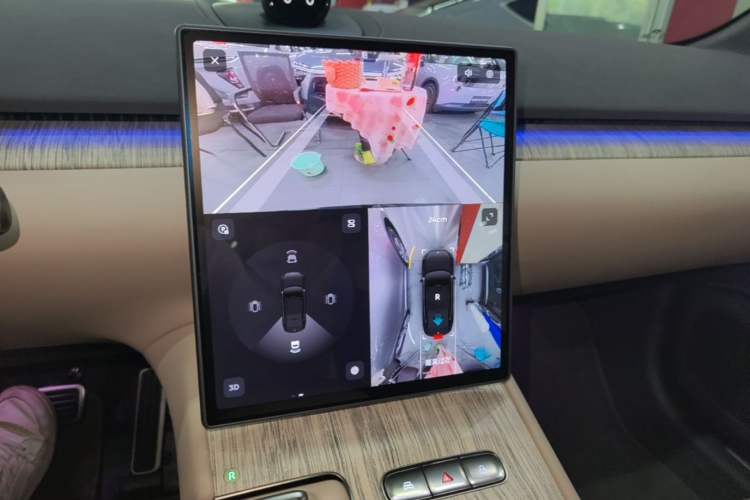 Used Nio ET7 2024 75 kWh Executive Signature Edition Audio And AC Panel