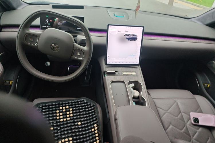 Used Nio ET7 2024 75 kWh Executive Edition Center Console