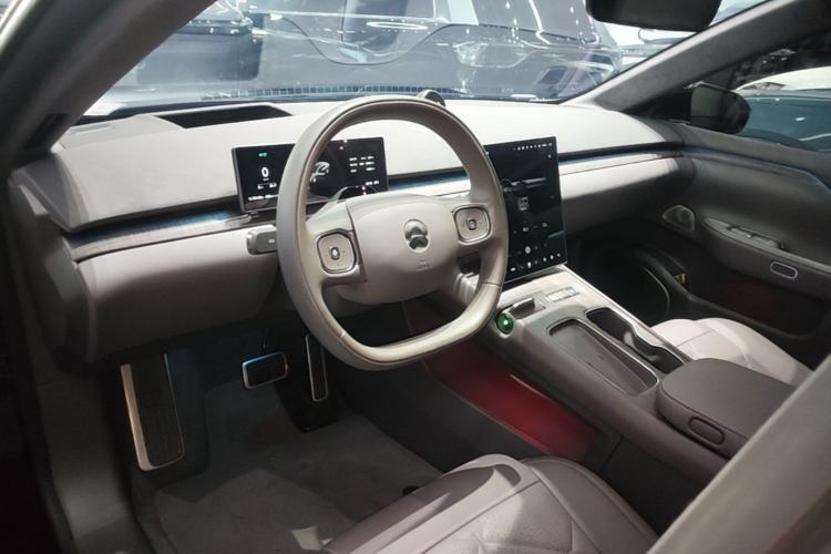 Used Nio ET7 2024 100kWh Executive Signature Edition Center Console
