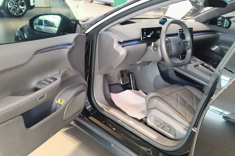 Used Nio ET7 2024 100kWh Executive Signature Edition Driver Seat