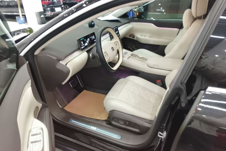 Used Nio ET7 2024 75 kWh Executive Signature Edition Driver Seat