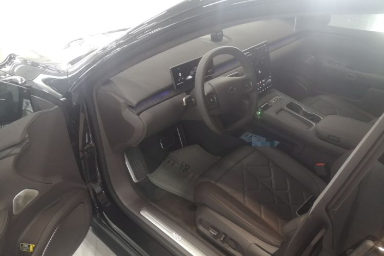 Used Nio ET7 2024 75 kWh Executive Signature Edition Driver Seat