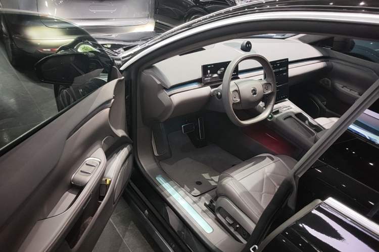 Used Nio ET7 2024 100kWh Executive Signature Edition Driver Seat