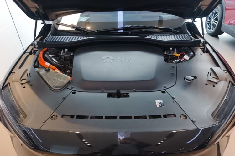 Used Nio ET7 2024 75 kWh Executive Signature Edition Engine Bay