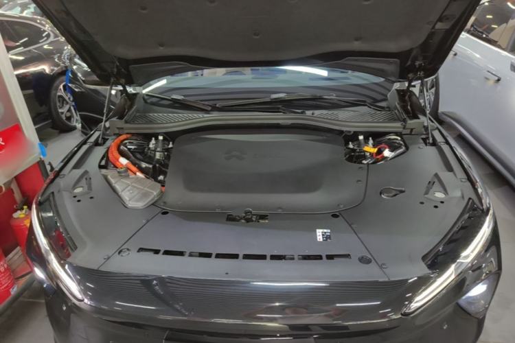 Used Nio ET7 2024 75 kWh Executive Signature Edition Engine Bay