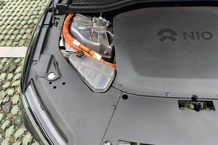 Used Nio ET7 2024 75 kWh Executive Signature Edition Engine Bay Right