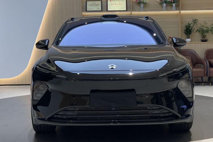 Used Nio ET7 2024 100kWh Executive Signature Edition Exterior 1