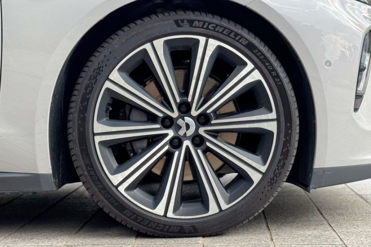 Used Nio ET7 2024 75 kWh Executive Signature Edition Exterior 10