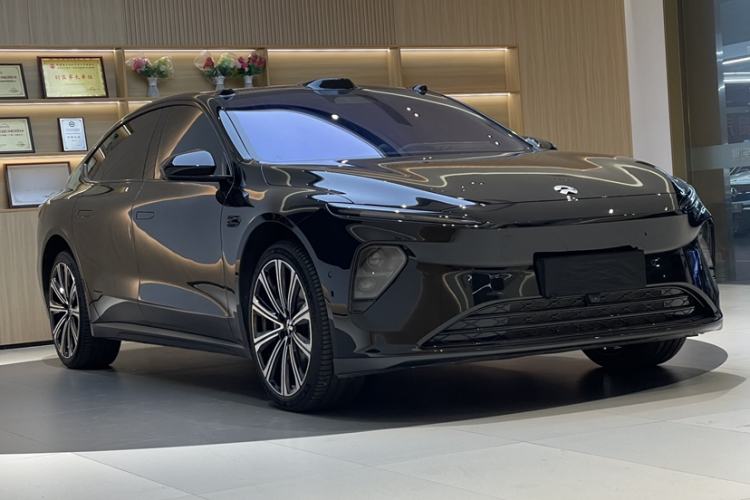 Used Nio ET7 2024 100kWh Executive Signature Edition Exterior 4
