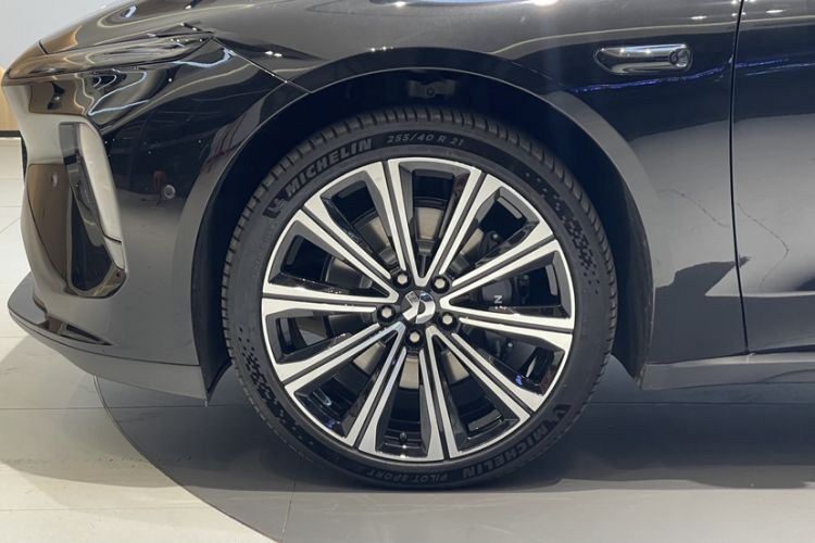 Used Nio ET7 2024 100kWh Executive Signature Edition Exterior 7