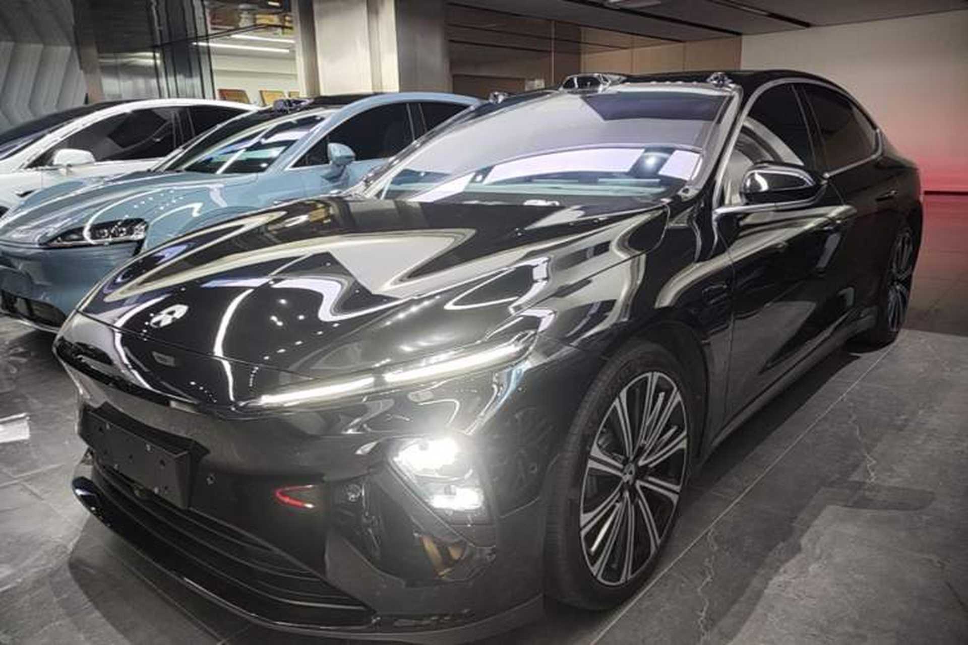 Used Nio ET7 2024 100kWh Executive Signature Edition Front Left 45 Deg