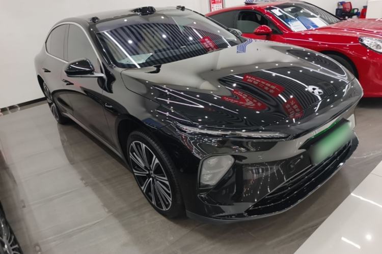 Used Nio ET7 2024 75 kWh Executive Signature Edition Front Right 45 Deg