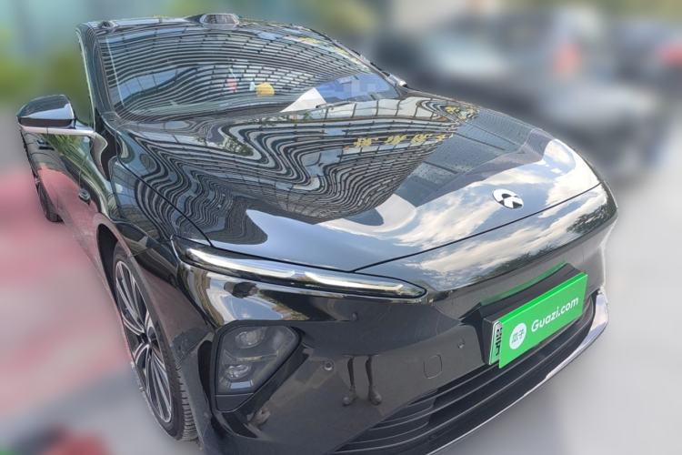 Used Nio ET7 2024 75 kWh Executive Signature Edition Front Right 45 Deg