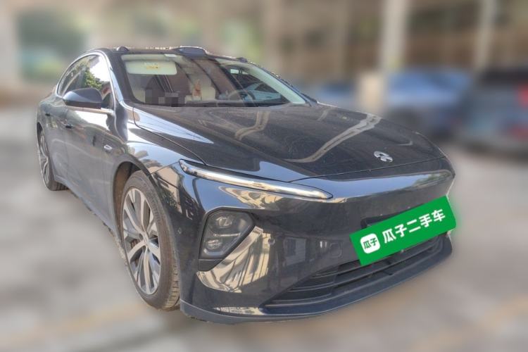 Used Nio ET7 2024 75 kWh Executive Edition Front Right 45 Deg