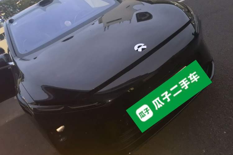 Used Nio ET7 2024 75 kWh Executive Signature Edition Front Right 45 Deg
