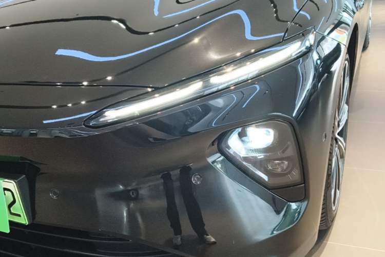Used Nio ET7 2024 100kWh Executive Signature Edition Left Front Headlight