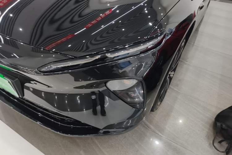 Used Nio ET7 2024 75 kWh Executive Signature Edition Left Front Headlight