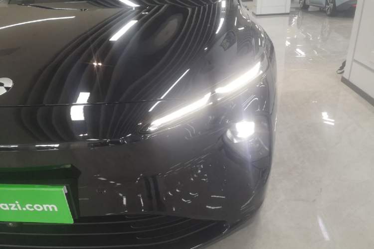 Used Nio ET7 2024 75 kWh Executive Signature Edition Left Front Headlight
