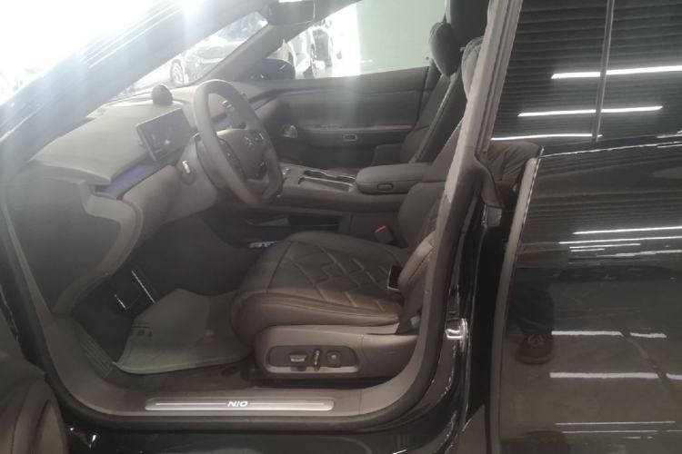 Used Nio ET7 2024 75 kWh Executive Signature Edition Left Front Seat