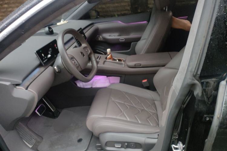 Used Nio ET7 2024 75 kWh Executive Edition Left Front Seat