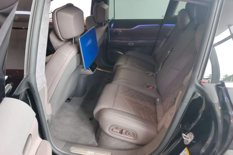Used Nio ET7 2024 75 kWh Executive Signature Edition Left Rear Seat