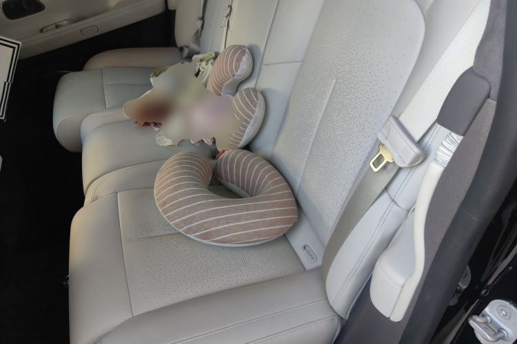 Used Nio ET7 2024 75 kWh Executive Edition Left Rear Seat
