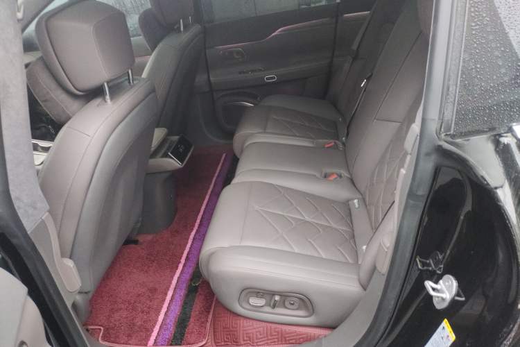 Used Nio ET7 2024 100kWh Executive Edition Left Rear Seat